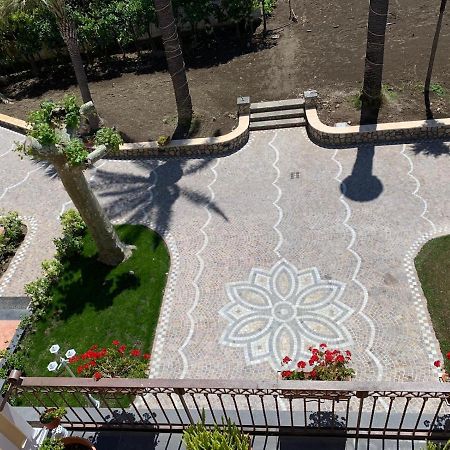 Villa Lucia Кастелламмаре-ди-Стабия Экстерьер фото